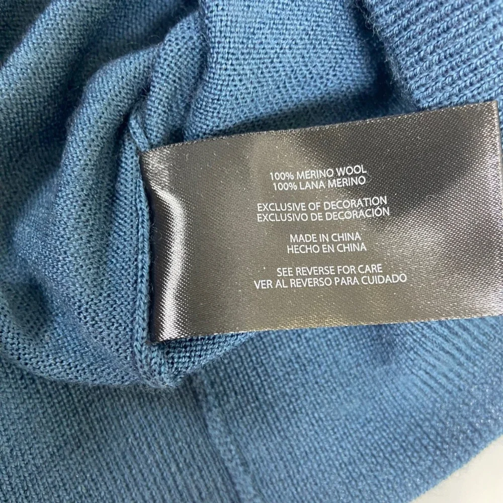 Banana Republic Men's Medium 100%‎ Merino Wool Sweater Blue Crew Neck READ